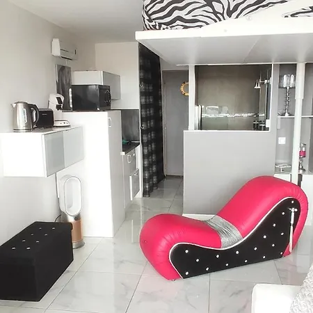 Odyssée Charnelle Heliopolis Cap D'agde Appartement *